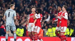 激励学生锻 激励学生锻