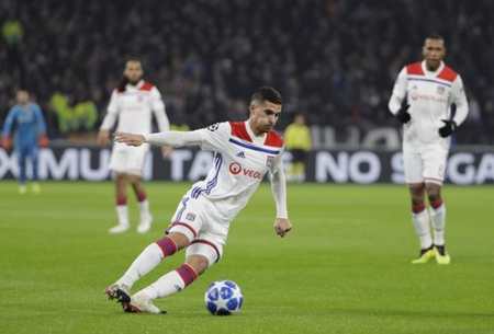 攻击备受困 攻击备受困